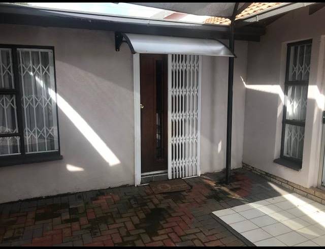 4 BEDROOM HOUSE FOR SALE IN WITPOORTJIE